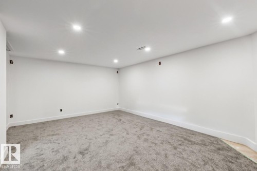 14206 22A Street, Edmonton, AB - Indoor