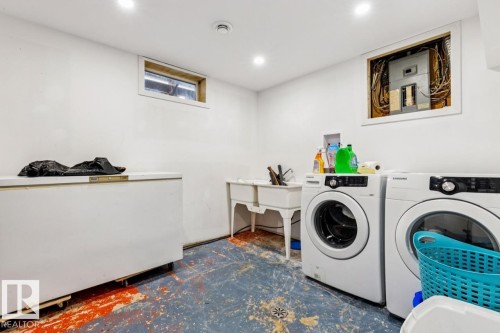 14206 22A Street, Edmonton, AB - Indoor Photo Showing Laundry Room