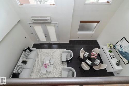 102 10855 Saskatchewan Drive, Edmonton, AB - Indoor