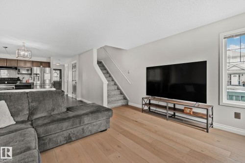 18 Virginia Loop, Spruce Grove, AB - Indoor Photo Showing Living Room