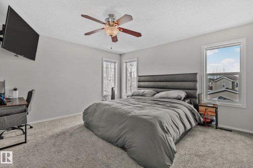 18 Virginia Loop, Spruce Grove, AB - Indoor Photo Showing Bedroom