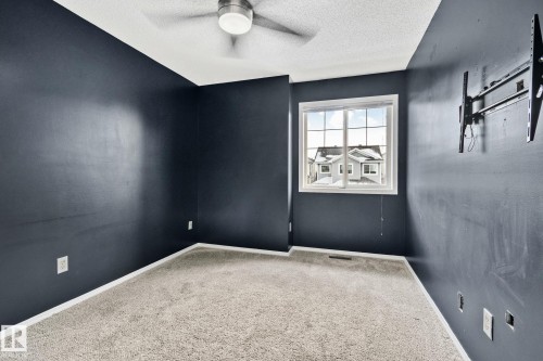 18 Virginia Loop, Spruce Grove, AB - Indoor Photo Showing Other Room