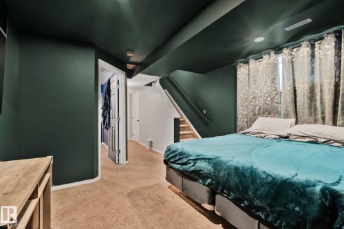 18 Virginia Loop, Spruce Grove, AB - Indoor Photo Showing Bedroom