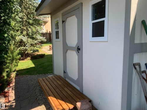 471 Ronning Street, Edmonton, AB - Outdoor With Exterior