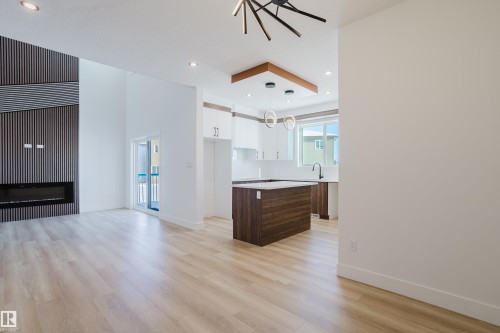 2807 191 Street, Edmonton, AB - Indoor Photo Showing Other Room