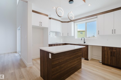 2807 191 Street, Edmonton, AB - Indoor Photo Showing Kitchen