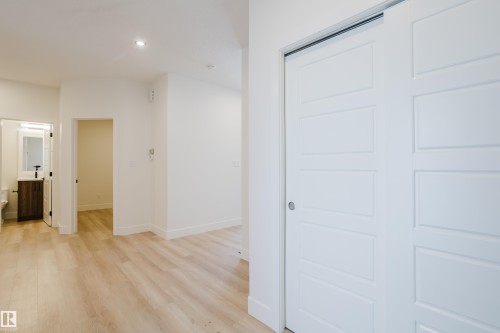 2807 191 Street, Edmonton, AB - Indoor Photo Showing Other Room