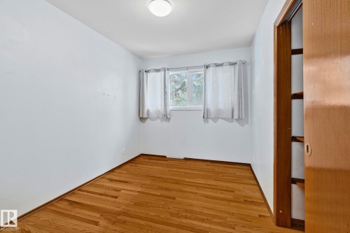 11934 89 Street Nw, Edmonton, AB - Indoor