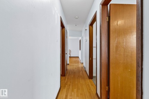 11934 89 Street Nw, Edmonton, AB - Indoor Photo Showing Other Room