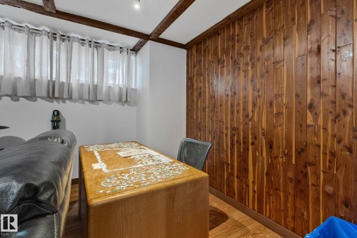 11934 89 Street Nw, Edmonton, AB - Indoor