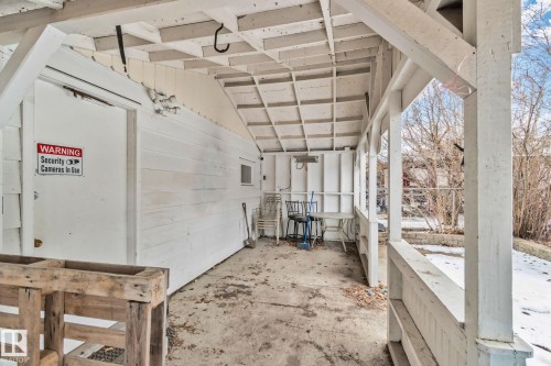 11934 89 Street Nw, Edmonton, AB - Indoor