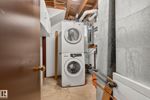 11934 89 Street Nw, Edmonton, AB - Indoor Photo Showing Laundry Room
