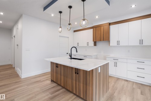 205 Basin Court, Leduc, AB - Indoor Photo Showing Kitchen With Upgraded Kitchen