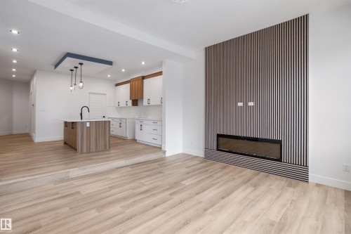 205 Basin Court, Leduc, AB - Indoor Photo Showing Kitchen