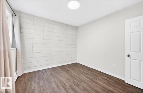 #101 2111 14 St Sw, Calgary, AB - Indoor Photo Showing Other Room