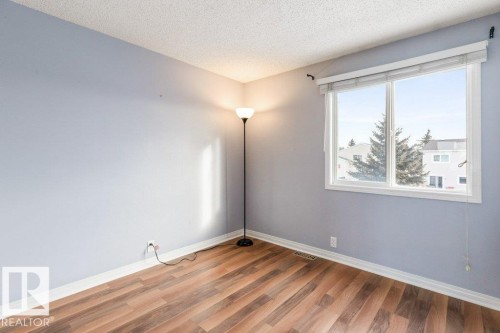 4 18010 98 Avenue, Edmonton, AB - Indoor Photo Showing Other Room