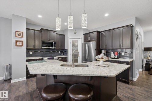 13 Garneau Gate, Spruce Grove, AB - Indoor Photo Showing Kitchen With Double Sink With Upgraded Kitchen