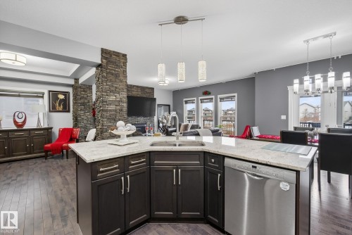 13 Garneau Gate, Spruce Grove, AB - Indoor Photo Showing Kitchen