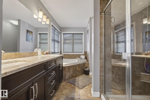 13 Garneau Gate, Spruce Grove, AB - Indoor Photo Showing Bathroom