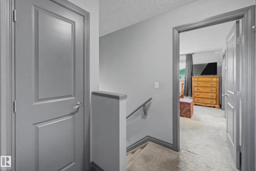 23 2005 70 Street, Edmonton, AB - Indoor Photo Showing Other Room