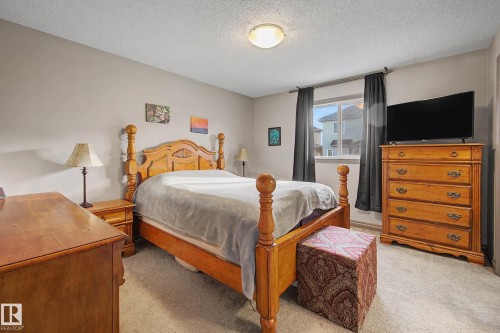 23 2005 70 Street, Edmonton, AB - Indoor Photo Showing Bedroom