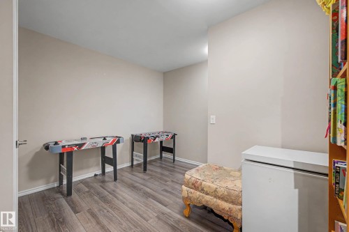 23 2005 70 Street, Edmonton, AB - Indoor Photo Showing Other Room