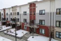 99 804 WELSH Drive  Edmonton, AB T6K 1Y8