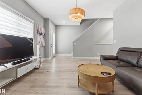 99 804 Welsh Drive, Edmonton, AB - Indoor