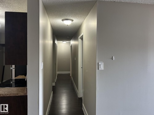 Edmonton, AB - Indoor Photo Showing Other Room