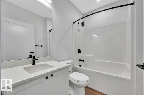 4 PC BATHROOM - 322 7459 May Common Nw, Edmonton, AB - Indoor Photo Showing Bathroom