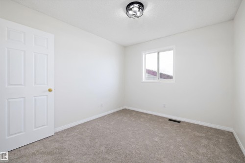 5914 162A Avenue, Edmonton, AB - Indoor Photo Showing Other Room