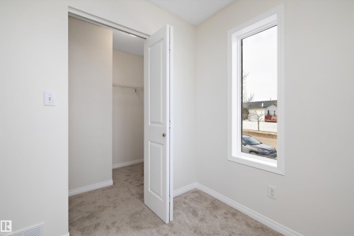 5914 162A Avenue, Edmonton, AB - Indoor Photo Showing Other Room