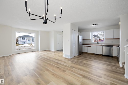 5914 162A Avenue, Edmonton, AB - Indoor