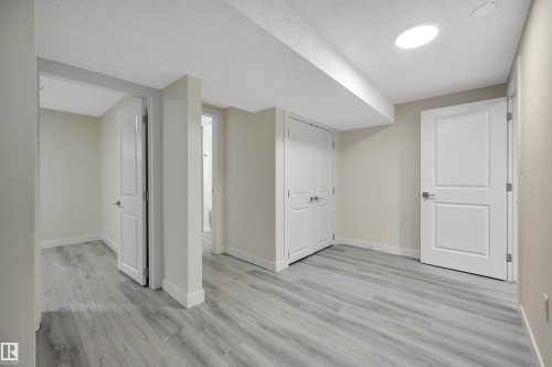 2010 46 Street, Edmonton, AB - Indoor Photo Showing Other Room