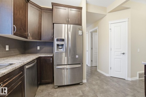 2011 72 Street Sw, Edmonton, AB - Indoor Photo Showing Kitchen