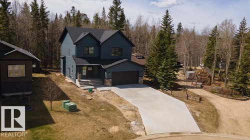 132 HERON POINT Close  Rural Wetaskiwin County, AB T0C 2V0