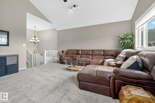 1079 Mckinney Green, Edmonton, AB - Indoor Photo Showing Living Room
