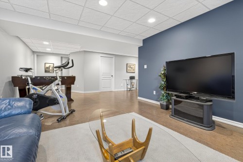 1079 Mckinney Green, Edmonton, AB - Indoor