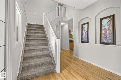 1079 Mckinney Green, Edmonton, AB - Indoor Photo Showing Other Room