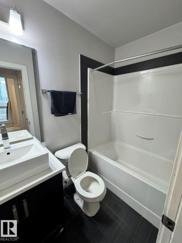 802 10238 103 Street, Edmonton, AB - Indoor Photo Showing Bathroom