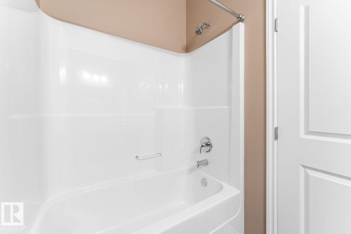 509 13 Street, Cold Lake, AB - Indoor Photo Showing Bathroom