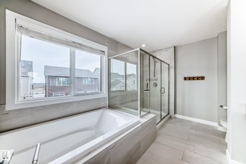 2011 201 Street, Edmonton, AB - Indoor