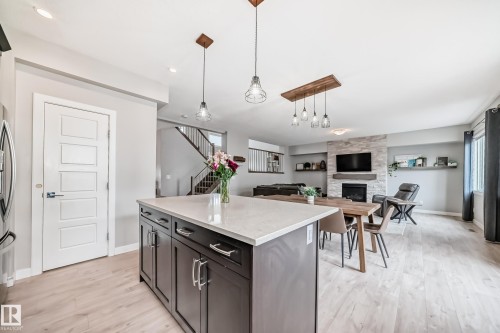 2011 201 Street, Edmonton, AB - Indoor