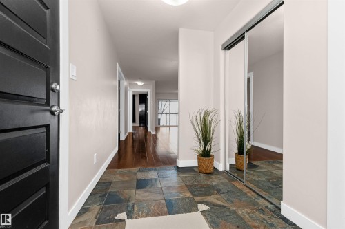 220 7909 71 Street, Edmonton, AB - Indoor Photo Showing Other Room