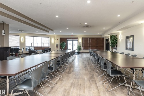 220 7909 71 Street, Edmonton, AB - Indoor Photo Showing Dining Room
