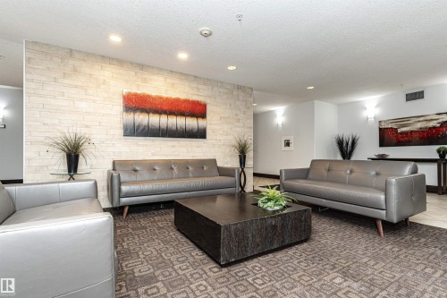 220 7909 71 Street, Edmonton, AB - Indoor Photo Showing Other Room