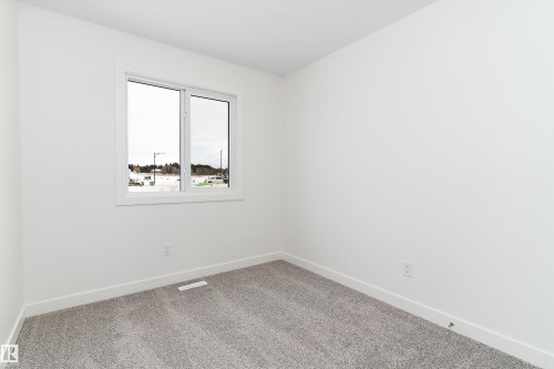 4574 Warbler Loop, Edmonton, AB - Indoor Photo Showing Other Room