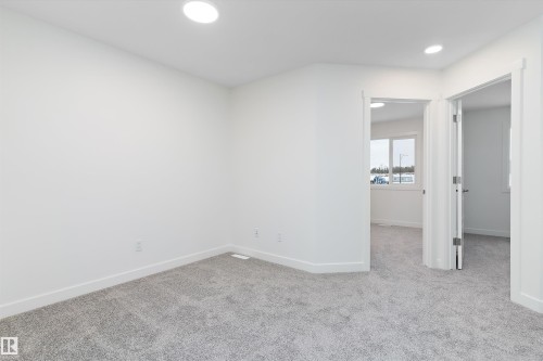 4574 Warbler Loop, Edmonton, AB - Indoor Photo Showing Other Room