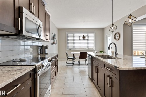 34 Nault Crescent, St. Albert, AB - Indoor Photo Showing Kitchen With Double Sink With Upgraded Kitchen