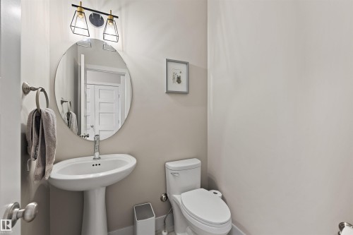 34 Nault Crescent, St. Albert, AB - Indoor Photo Showing Bathroom